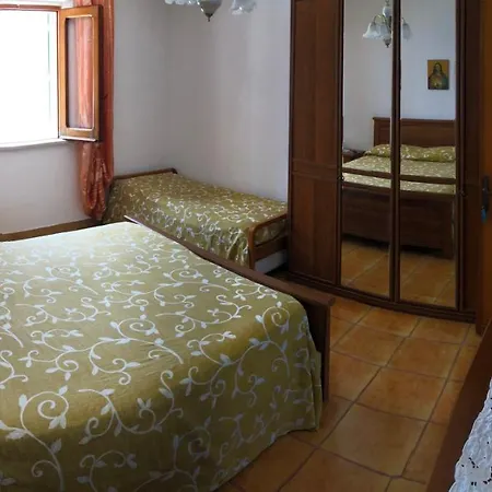 Magi - Il Tramonto Su Palmarola Apartment